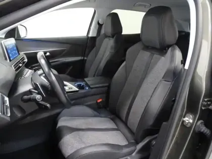 Photo 9 Peugeot 3008  1.2 PureTech 130ch Allure Business S&S EAT8  6cv