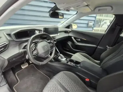 Photo 12 Peugeot 2008  1.5 BlueHDi 130ch S&S Roadtrip EAT8 125g