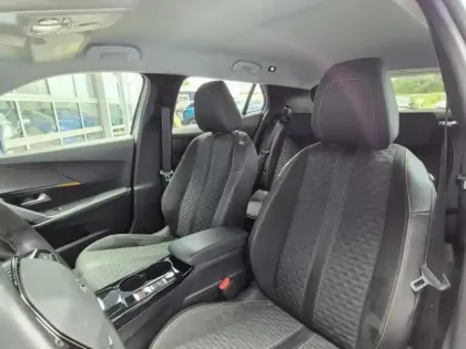 Photo 11 Peugeot 2008  1.5 BlueHDi 130ch S&S Roadtrip EAT8 125g