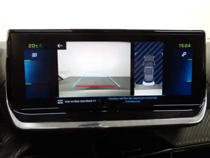 Photo 10 Peugeot 2008  e- 136ch GT