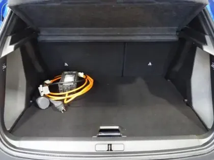 Photo 5 Peugeot 2008  e- 136ch GT