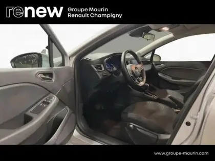 Photo 14 Renault Clio  1.6 E-Tech 140ch Business -21