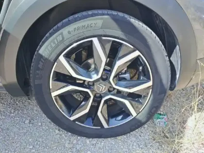 Photo 10 Citroën C4  Moteur électrique 136ch (100 kW) Shine Automatique