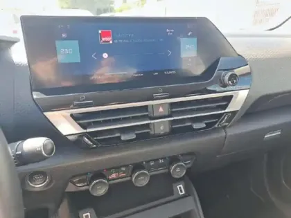 Photo 12 Citroën C4  Moteur électrique 136ch (100 kW) Shine Automatique