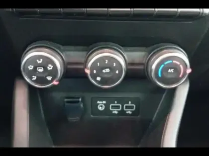 Photo 8 Renault Clio  1.0 TCe 90ch Evolution