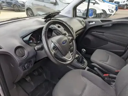Photo 5 Ford Transit Courier  1.5 TDCI 100ch Stop&Start Trend