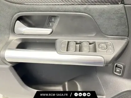 Photo 16 Mercedes GLA 200 d AMG Line