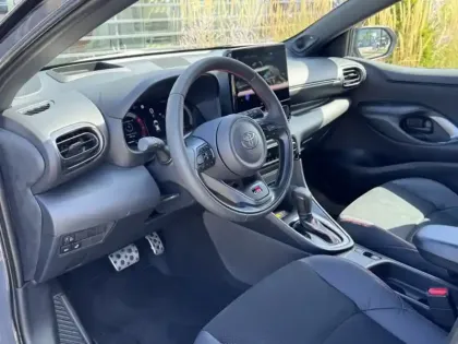 Photo 7 Toyota Yaris Hybride 130h GR SPORT