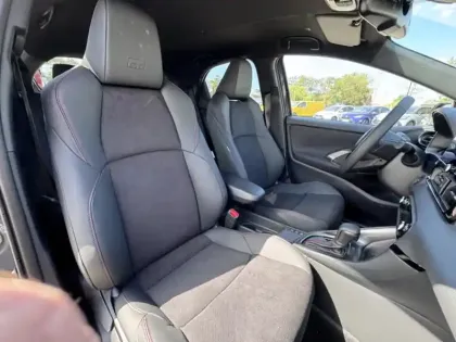 Photo 8 Toyota Yaris Hybride 130h GR SPORT