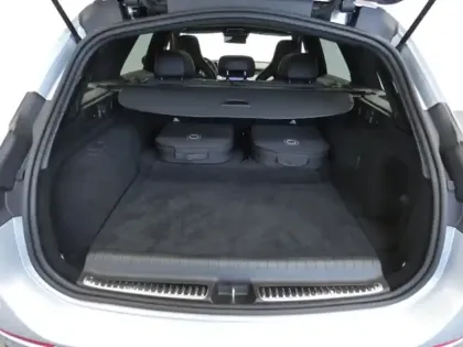 Photo 9 Mercedes Classe C AMG 63 S E PERFORMANCE