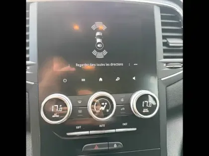 Photo 20 Renault Megane Mégane IV Estate Blue dCi 115 - 21N