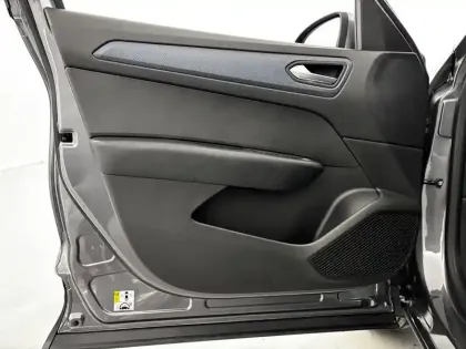 Photo 81 Renault Arkana  mild hybrid 140 EDC FAP - 22