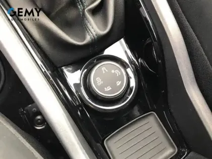 Photo 12 Peugeot 2008  1.2 PureTech 110ch S&S BVM5