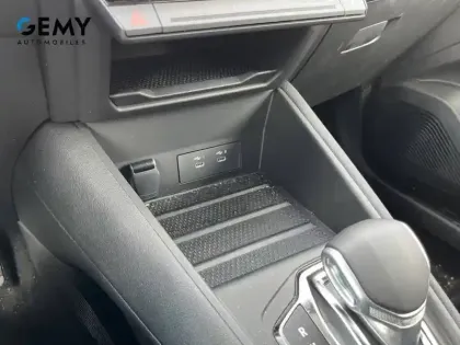 Photo 21 Renault Symbioz  E-Tech full hybrid 145