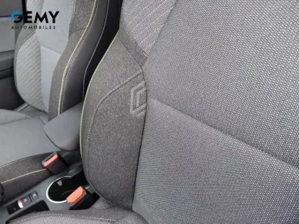 Photo 67 Renault Symbioz  E-Tech full hybrid 145