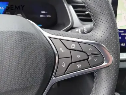 Photo 49 Renault Symbioz  E-Tech full hybrid 145