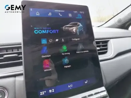 Photo 138 Renault Symbioz  E-Tech full hybrid 145