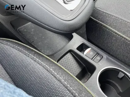 Photo 23 Renault Symbioz  E-Tech full hybrid 145