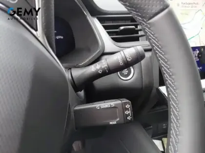 Photo 48 Renault Symbioz  E-Tech full hybrid 145