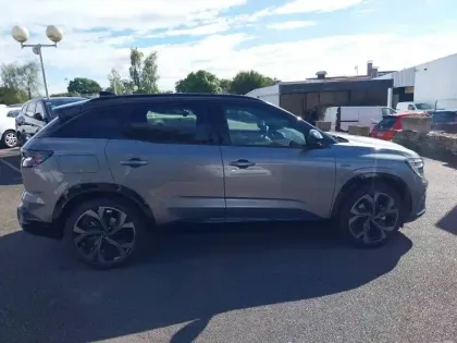 Photo 47 Renault Austral  E-Tech full hybrid 200 GSR2