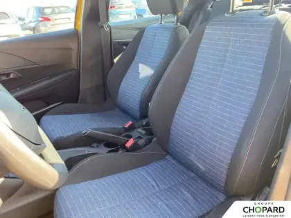 Photo 15 Peugeot 208  PureTech 75 S&S BVM5