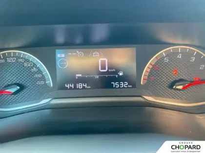 Photo 19 Peugeot 208  PureTech 75 S&S BVM5