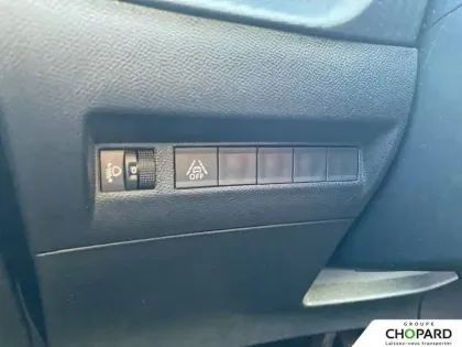 Photo 13 Peugeot 208  PureTech 75 S&S BVM5