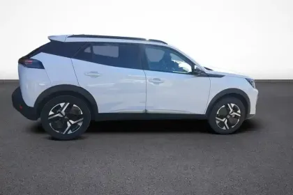 Photo 66 Peugeot 2008  130 S&S EAT8