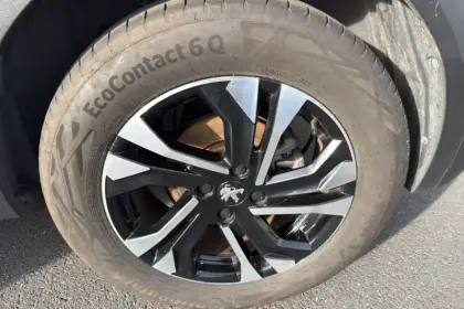 Photo 75 Peugeot 2008  Electrique 136 ch