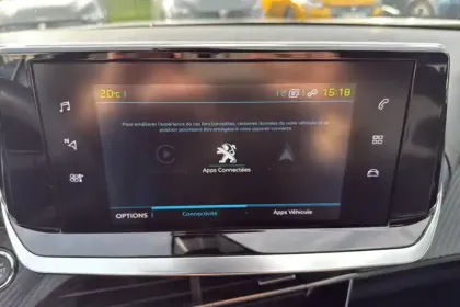 Photo 80 Peugeot 2008  Electrique 136 ch