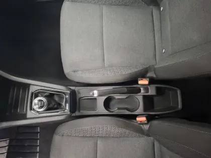 Photo 27 Renault Clio  SOCIETE BLUE DCI 100 - 21N