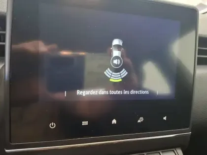 Photo 32 Renault Clio  SOCIETE BLUE DCI 100 - 21N