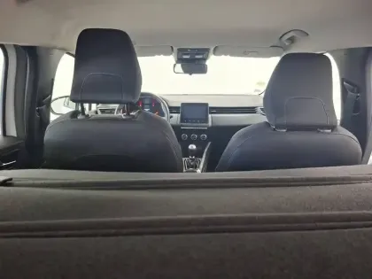 Photo 17 Renault Clio  SOCIETE BLUE DCI 100 - 21N