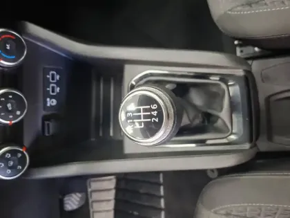 Photo 29 Renault Clio  SOCIETE BLUE DCI 100 - 21N