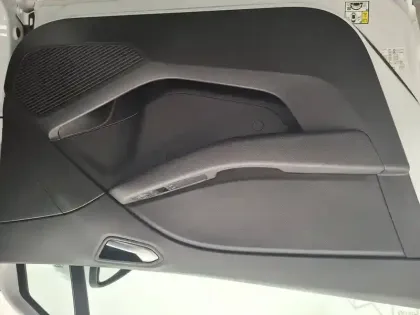 Photo 25 Renault Clio  SOCIETE BLUE DCI 100 - 21N