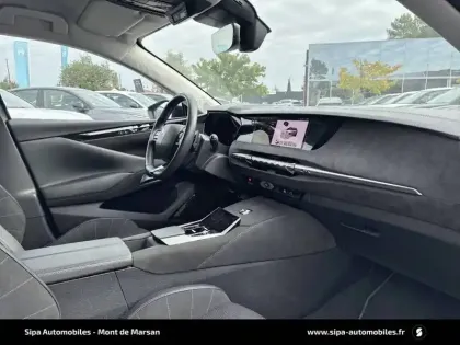 Photo 87 DS DS 4  Hybride E-Tense 225 EAT8
