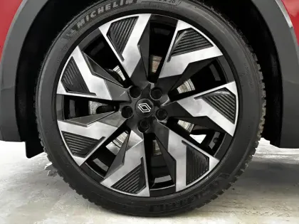 Photo 50 Renault Rafale  E-Tech full hybrid 200