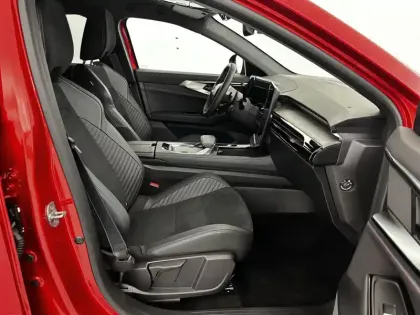 Photo 53 Renault Rafale  E-Tech full hybrid 200