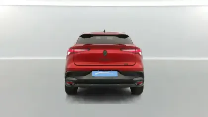 Photo 45 Renault Rafale  E-Tech full hybrid 200