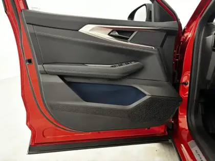 Photo 62 Renault Rafale  E-Tech full hybrid 200