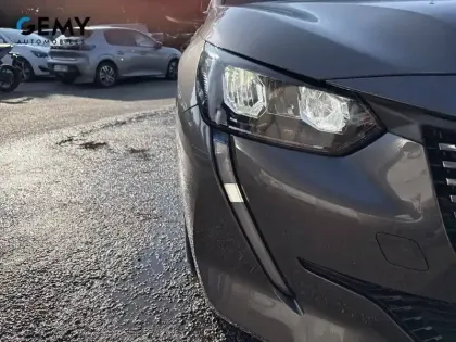 Photo 15 Peugeot 208  PureTech 100 S&S BVM6