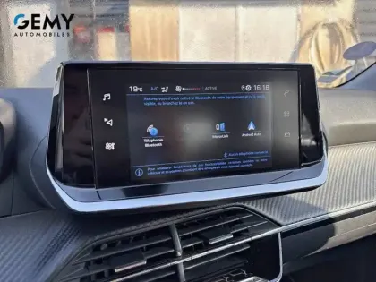 Photo 25 Peugeot 208  PureTech 100 S&S BVM6