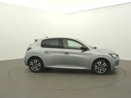 Photo 27 Peugeot 208  BlueHDi 100 S&S BVM6