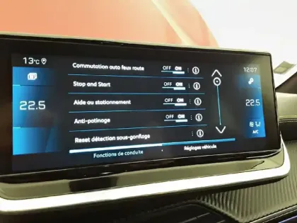 Photo 20 Peugeot 208  PureTech 100 S&S EAT8