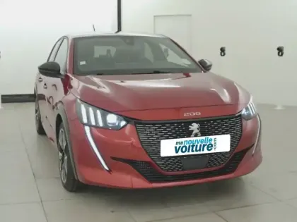 Photo 28 Peugeot 208  PureTech 100 S&S EAT8