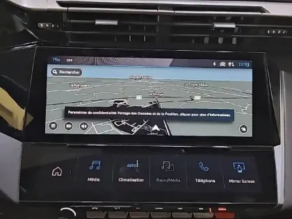 Photo 19 Peugeot 308  SW BlueHDi 130ch S&S EAT8