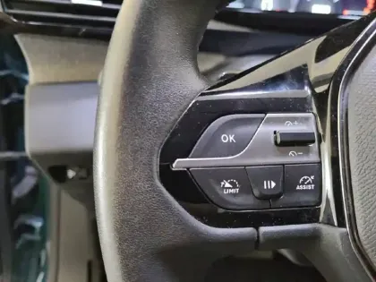 Photo 23 Peugeot 308  SW BlueHDi 130ch S&S EAT8