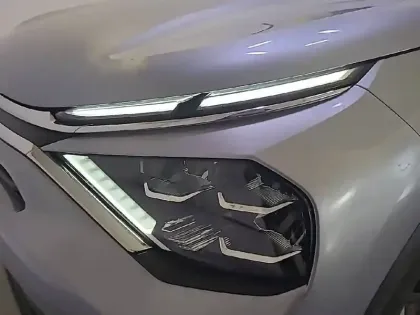 Photo 15 Citroën C4  PureTech 130 S&S BVM6