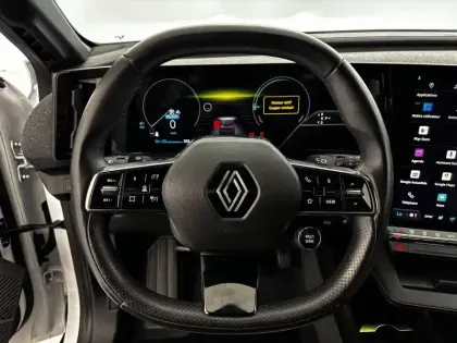 Photo 14 Renault Megane  E-Tech EV60 220 ch optimum charge