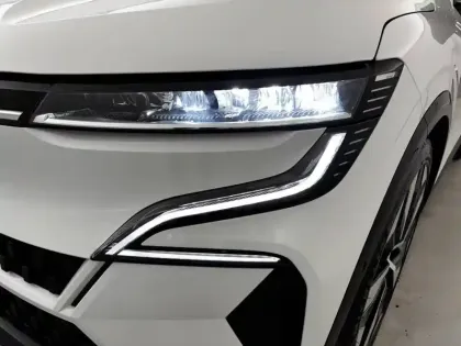 Photo 20 Renault Megane  E-Tech EV60 220 ch optimum charge